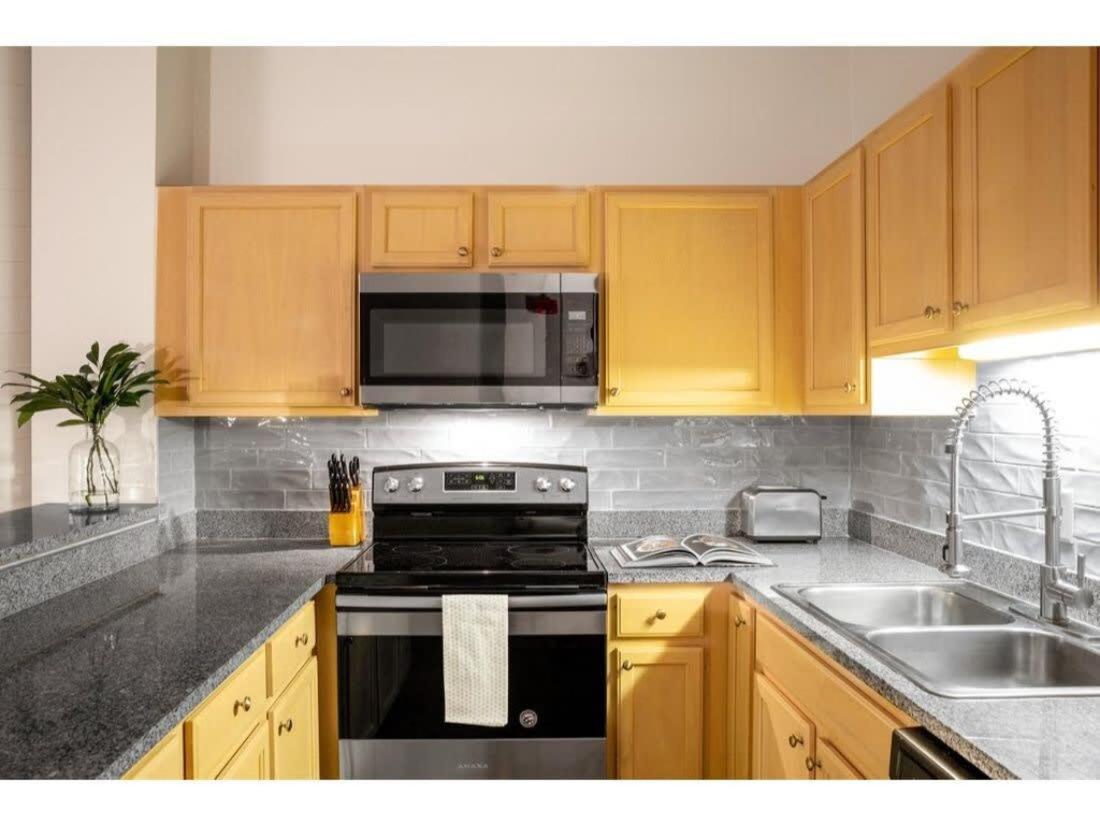 Bold 2Br 2Ba In The Block Apartment By Cozysuites! Indianapolis Exteriér fotografie